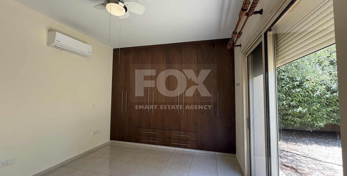 RENT: UNFURNISHED 4 BEDROOM BUNGALOW WITH SWIMMING POOL IN PYRGOS WITH EASY ACCESS.