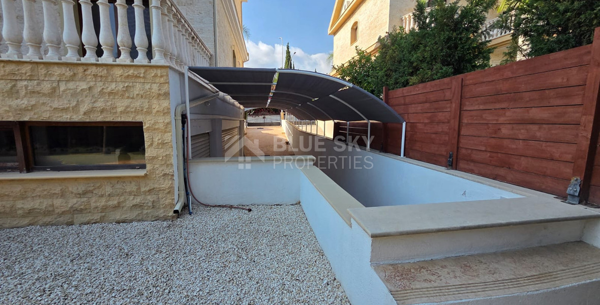 Luxury Four Bedroom Villa plus two rooms for Sale by the Sea in Pareklissia, Limassol