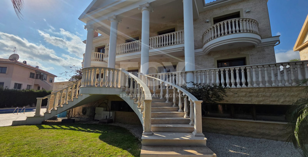 Luxury Four Bedroom Villa plus two rooms for Sale by the Sea in Pareklissia, Limassol