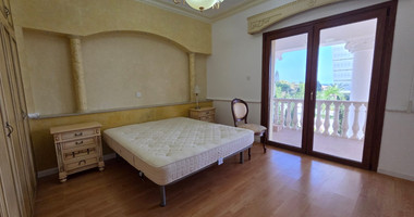 Luxury Four Bedroom Villa plus two rooms for Sale by the Sea in Pareklissia, Limassol