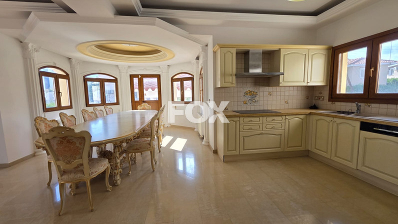 Commercial properties 840 m² for sale in Parekklisia Tourist Area, Limassol, Cyprus