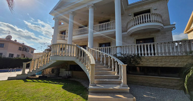 Luxury Four Bedroom Villa plus two rooms for Rent by the Sea in Pareklissia, Limassol