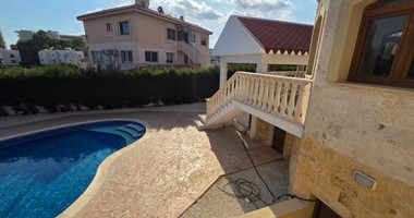 Luxury Four Bedroom Villa plus two rooms for Rent by the Sea in Pareklissia, Limassol