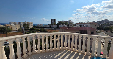 Luxury Four Bedroom Villa plus two rooms for Rent by the Sea in Pareklissia, Limassol