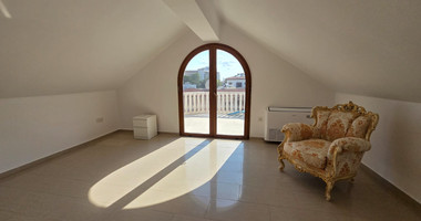 Luxury Four Bedroom Villa plus two rooms for Rent by the Sea in Pareklissia, Limassol