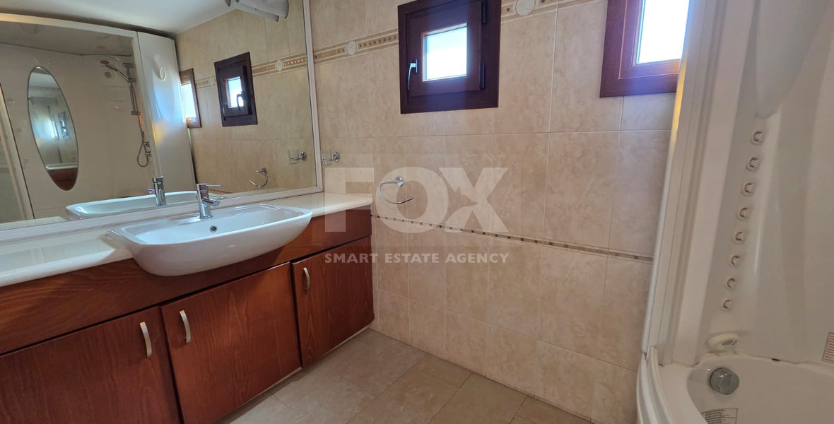 Luxury Four Bedroom Villa plus two rooms for Rent by the Sea in Pareklissia, Limassol