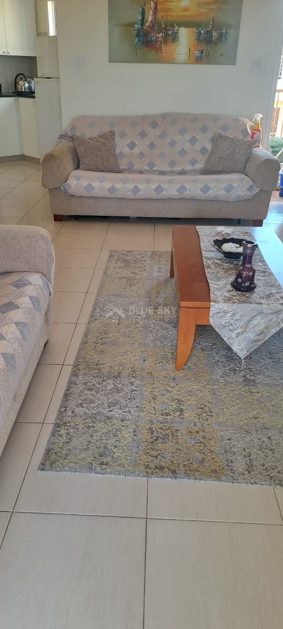 Two Bedroom top floor  Apartment in Universal area -Paphos