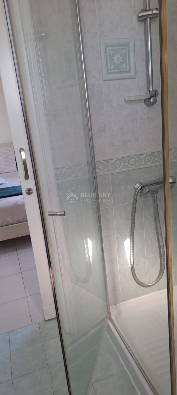 Two Bedroom top floor  Apartment in Universal area -Paphos