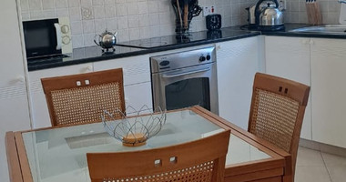 Two Bedroom top floor  Apartment in Universal area -Paphos