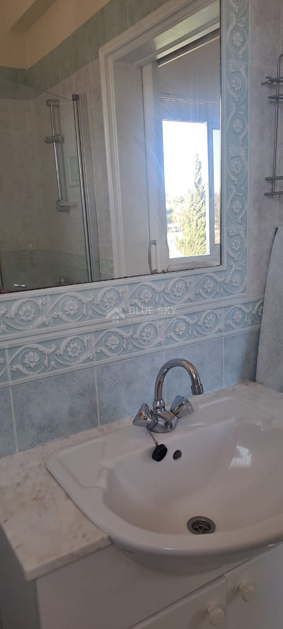 Two Bedroom top floor  Apartment in Universal area -Paphos