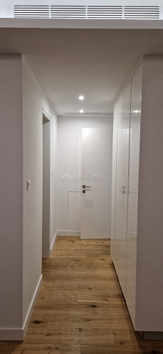 Luxurious Fully Renovated three Bedroom penthouse with Stunning Sea Views – Kato Paphos