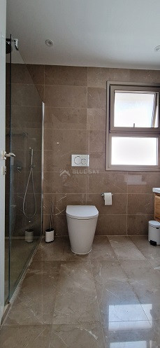 Luxurious Fully Renovated three Bedroom penthouse with Stunning Sea Views – Kato Paphos