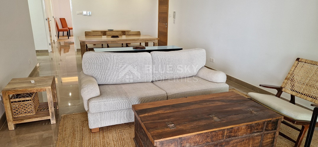 Luxurious Fully Renovated three Bedroom penthouse with Stunning Sea Views – Kato Paphos