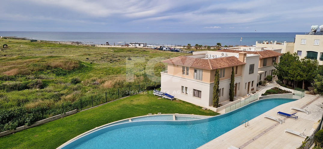 Luxurious Fully Renovated 3-Bedroom penthouse with Stunning Sea Views – Kato Paphos