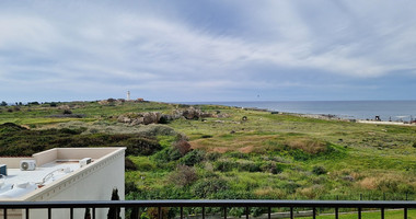 Luxurious Fully Renovated three Bedroom penthouse with Stunning Sea Views – Kato Paphos