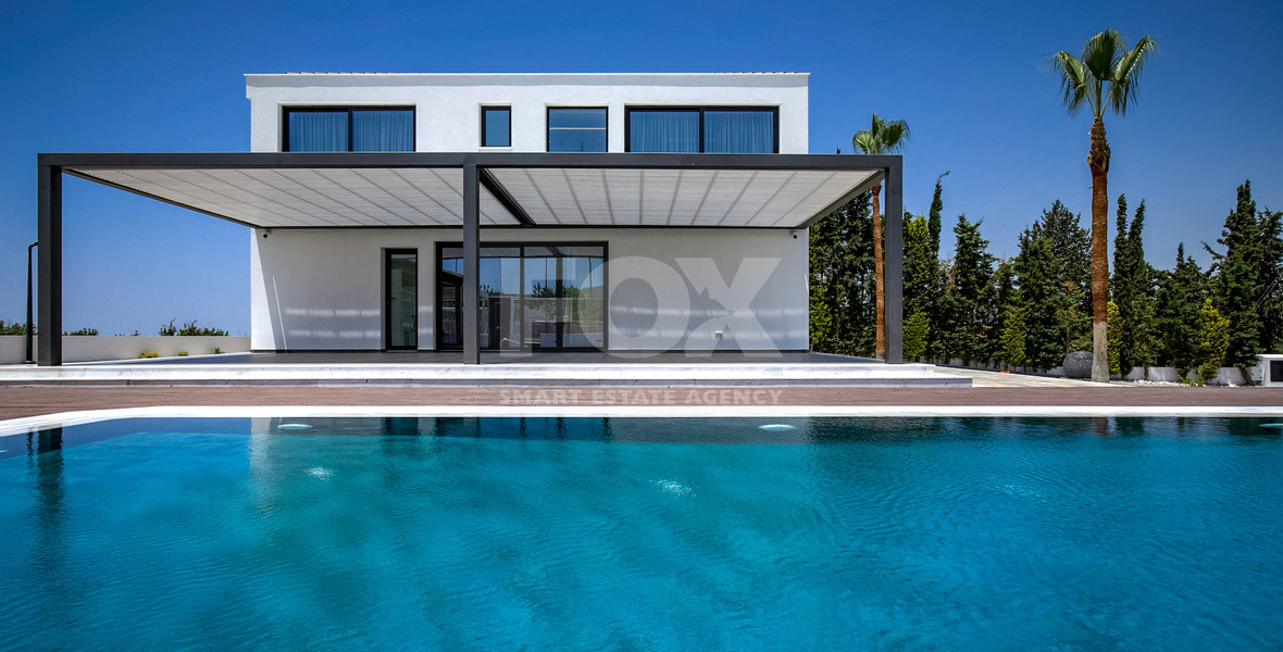 Five Bed Luxury Renovated Villa for Sale in Kouklia, Paphos – Plot with Private Mini-Stadium