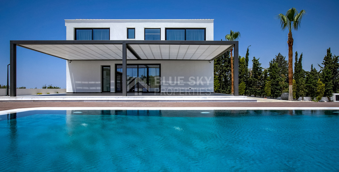 Five Bed Luxury Renovated Villa for Sale in Kouklia, Paphos – Plot with Private Mini-Stadium