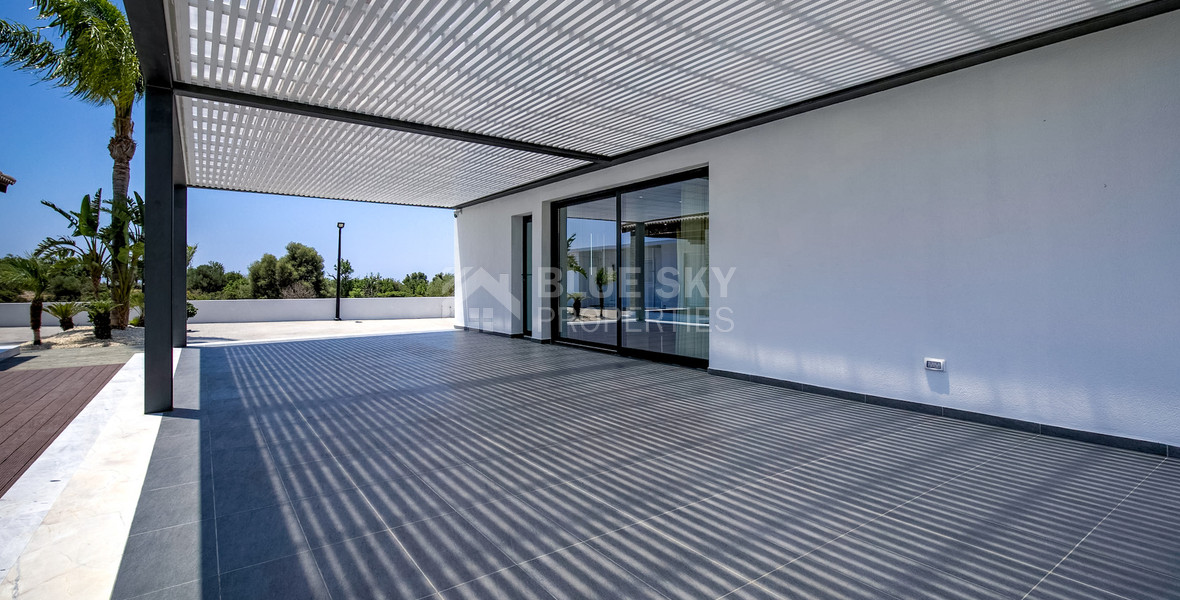 Five Bed Luxury Renovated Villa for Sale in Kouklia, Paphos – Plot with Private Mini-Stadium