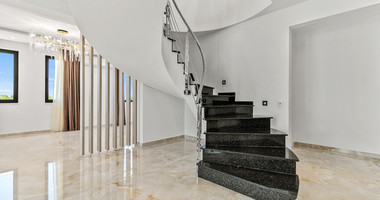 Five Bed Luxury Renovated Villa for Sale in Kouklia, Paphos – Plot with Private Mini-Stadium
