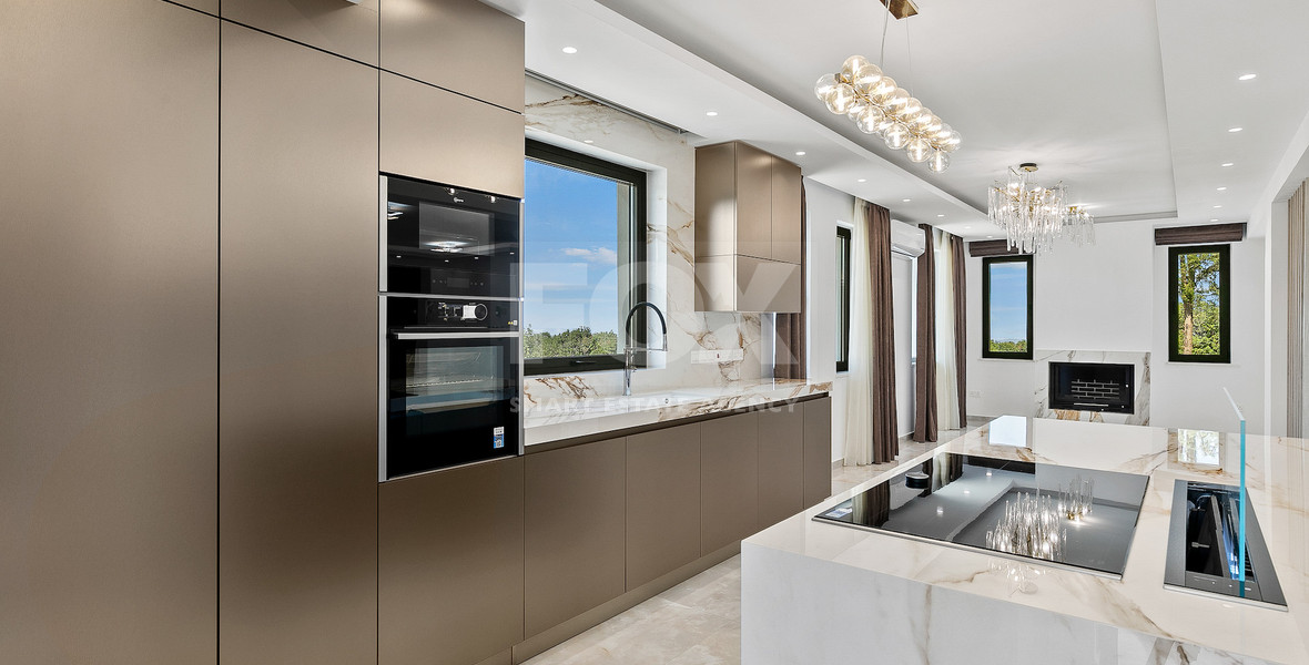 Five Bed Luxury Renovated Villa for Sale in Kouklia, Paphos – Plot with Private Mini-Stadium