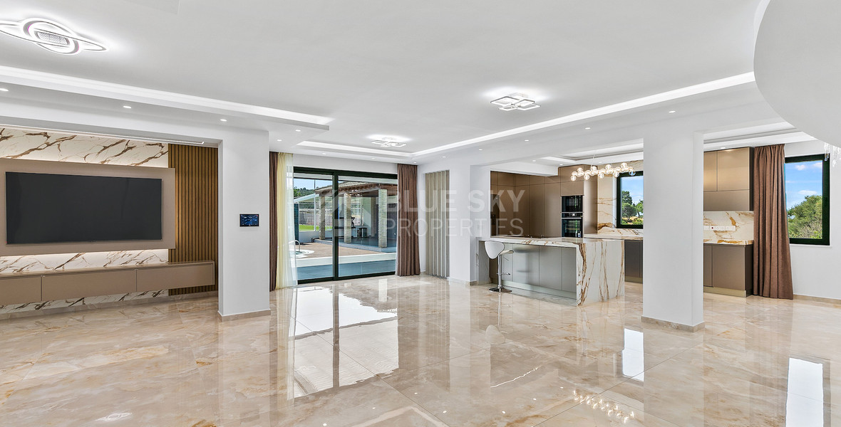 Five Bed Luxury Renovated Villa for Sale in Kouklia, Paphos – Plot with Private Mini-Stadium