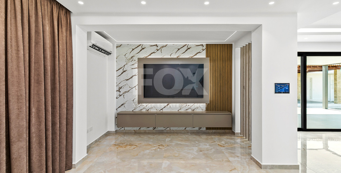 Five Bed Luxury Renovated Villa for Sale in Kouklia, Paphos – Plot with Private Mini-Stadium