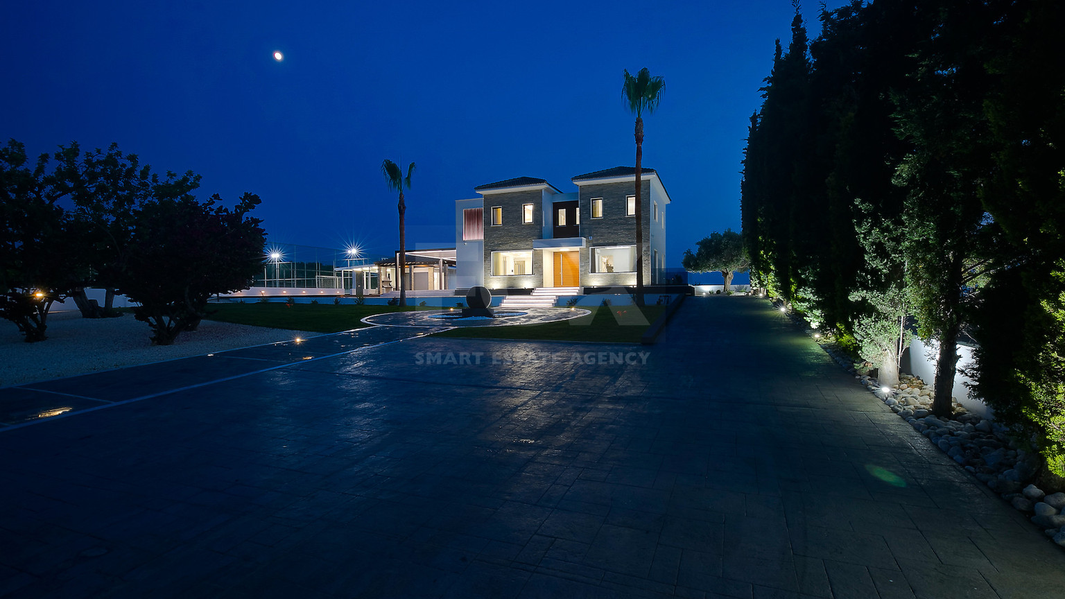 Five Bed Luxury Renovated Villa for Sale in Kouklia, Paphos – Plot with Private Mini-Stadium
