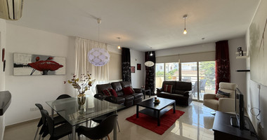 Rent: Beautiful 2-Bedroom Apartment in Excellent Condition with communal swimming pool- only 6 apartments-easy access to all amenities Ekali