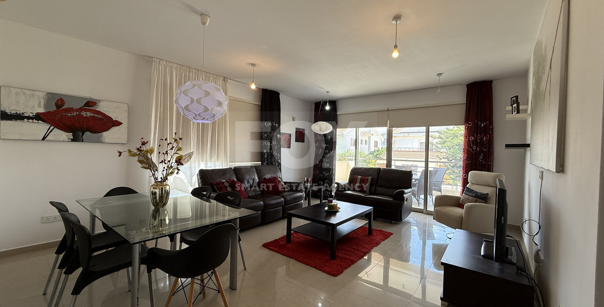 Rent: Beautiful 2-Bedroom Apartment in Excellent Condition with communal swimming pool- only 6 apartments-easy access to all amenities Ekali