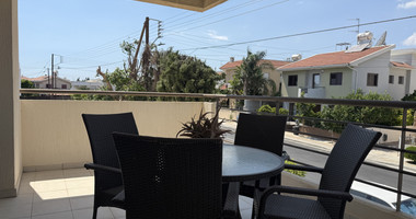 Rent: Beautiful 2-Bedroom Apartment in Excellent Condition with communal swimming pool- only 6 apartments-easy access to all amenities Ekali