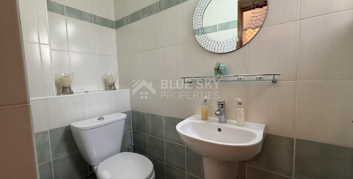 Rent: Beautiful 2-Bedroom Apartment in Excellent Condition with communal swimming pool- only 6 apartments-easy access to all amenities Ekali