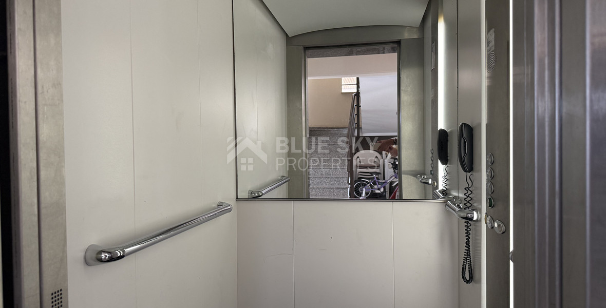 Rent: Beautiful 2-Bedroom Apartment in Excellent Condition with communal swimming pool- only 6 apartments-easy access to all amenities Ekali