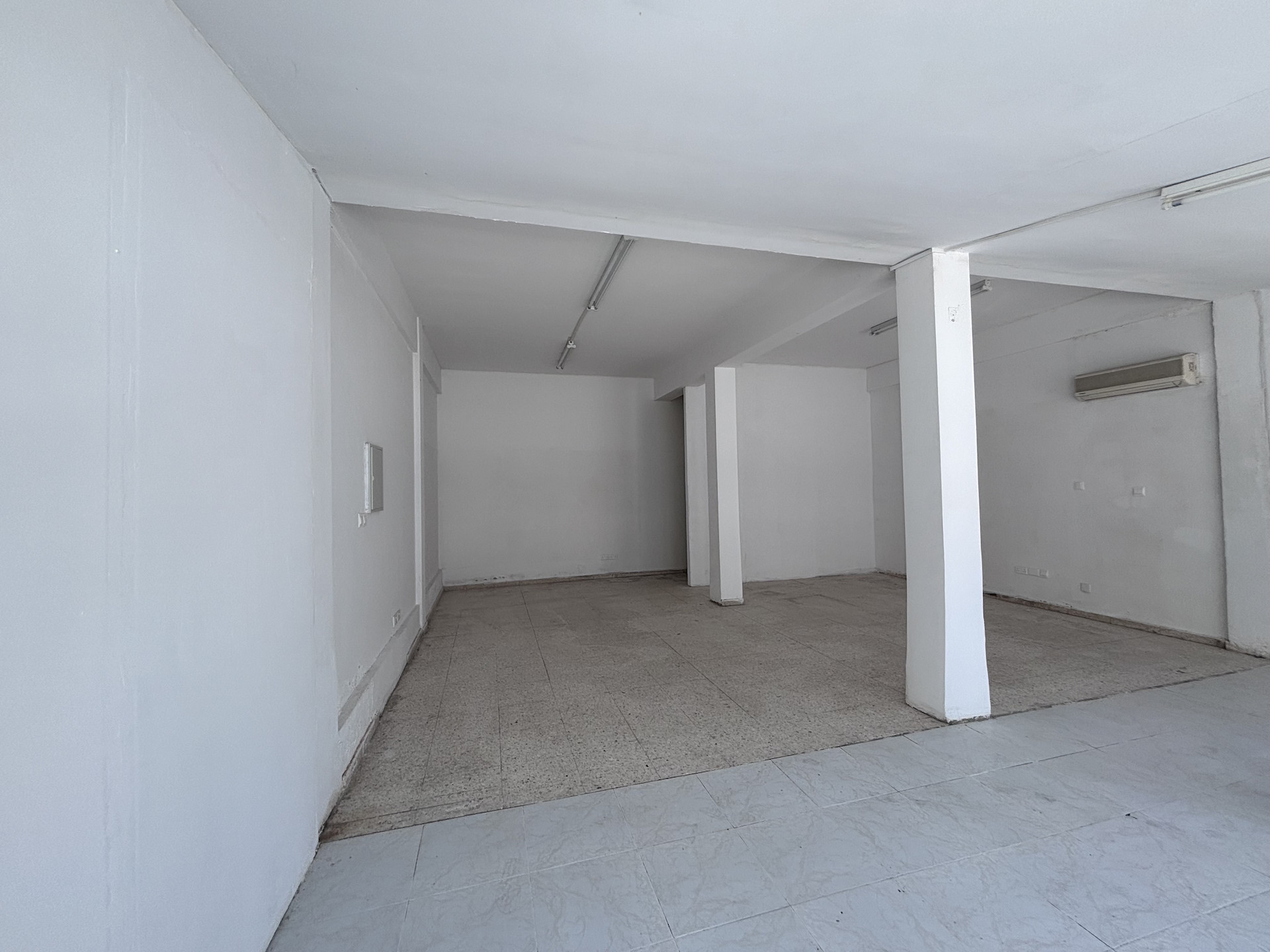 Büro 70 m² in Limassol, Zypern