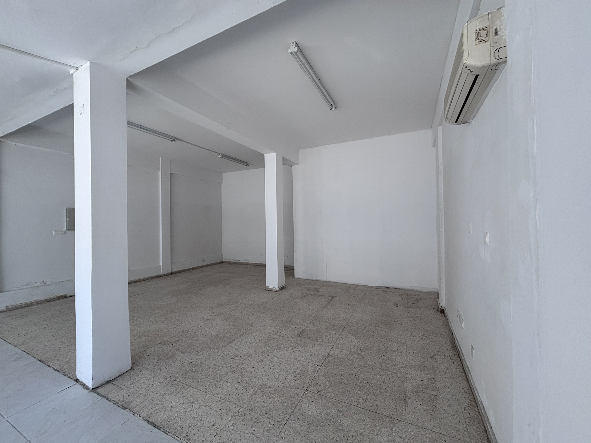 Büro 70 m² in Limassol, Zypern