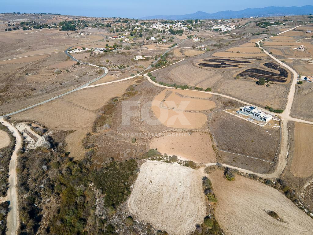 Touristic Land for Sale in Paphos District – Zoned Τ3δ5α with Road Access and Consolidation Status
