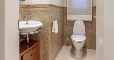 Sale: Beautifully Appointed 4-Bedroom Detached Family Home in a Prime Location Panthea no Vat.