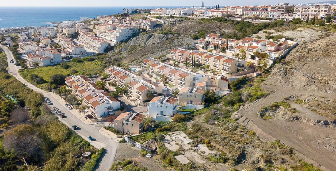 Two-Bedroom Maisonette for Sale in Chloraka, Paphos with seperate title deeds.