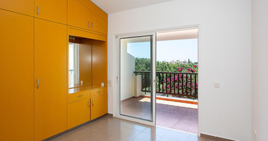 Two-Bedroom Maisonette for Sale in Chloraka, Paphos with seperate title deeds.