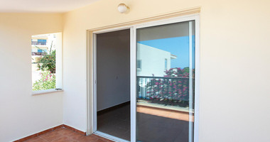 Two-Bedroom Maisonette for Sale in Chloraka, Paphos with seperate title deeds.