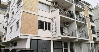 Spacious Renovated Two-Bedroom Apartment for Rent in Agia Zoni
