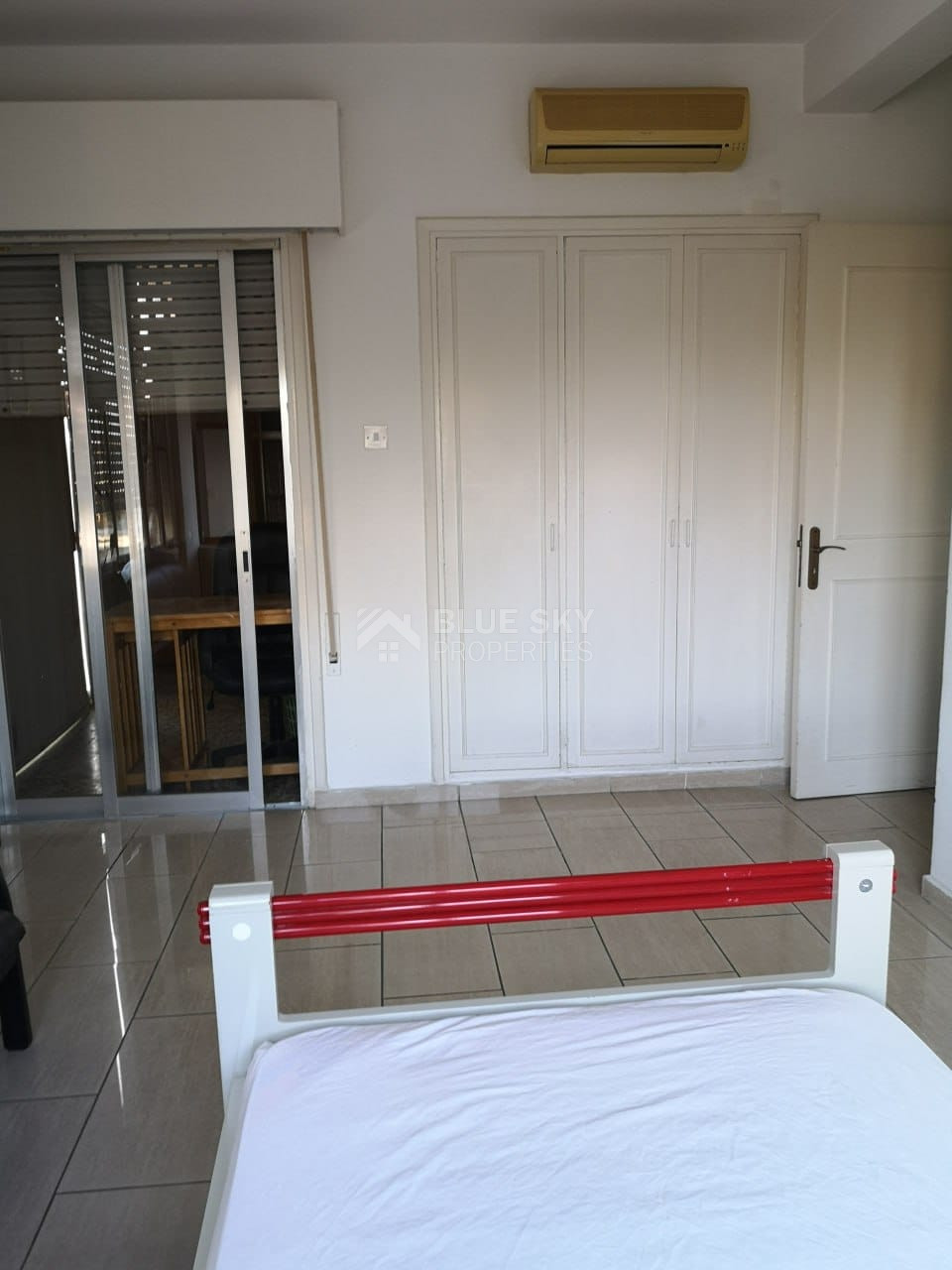 Spacious Renovated Two-Bedroom Apartment for Rent in Agia Zoni