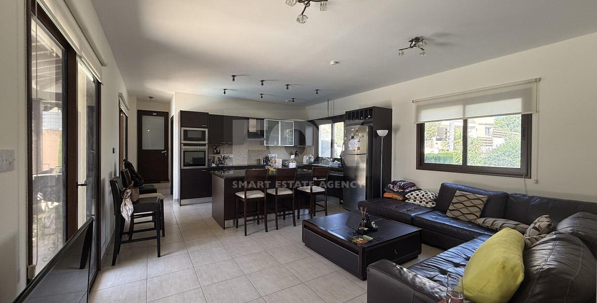 Sale: Beautiful 3-Bedroom Detached Home with Private Pool in Palodia.