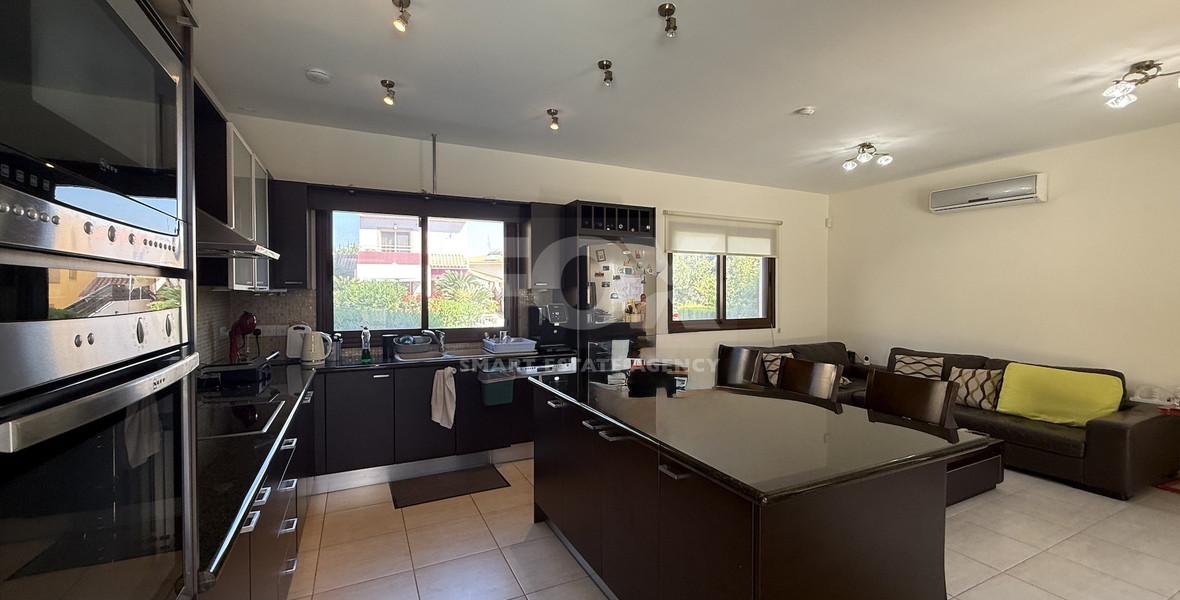 Sale: Beautiful 3-Bedroom Detached Home with Private Pool in Palodia.