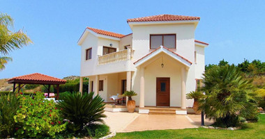 Stunning four bedroom Villa for rent