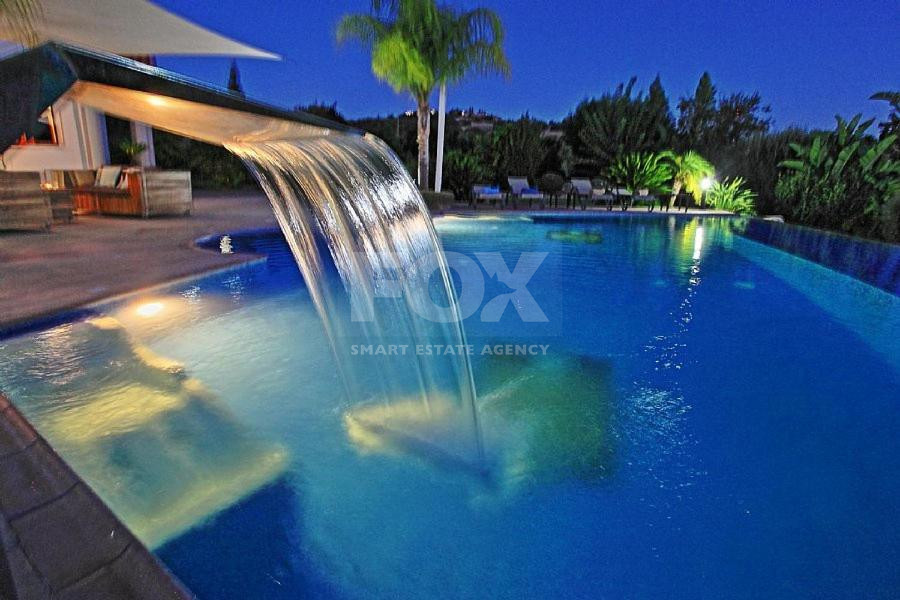 Stunning four bedroom Villa for rent