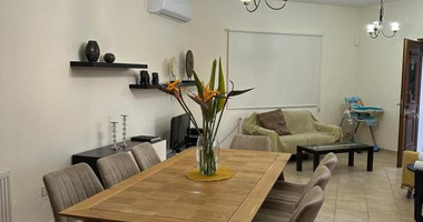 Stunning four bedroom Villa for rent
