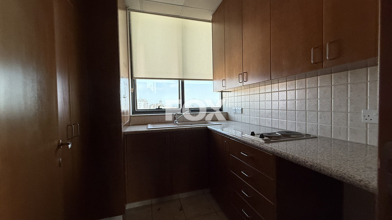 Building 1762 m² for rent in Kapsalos, Limassol, Cyprus