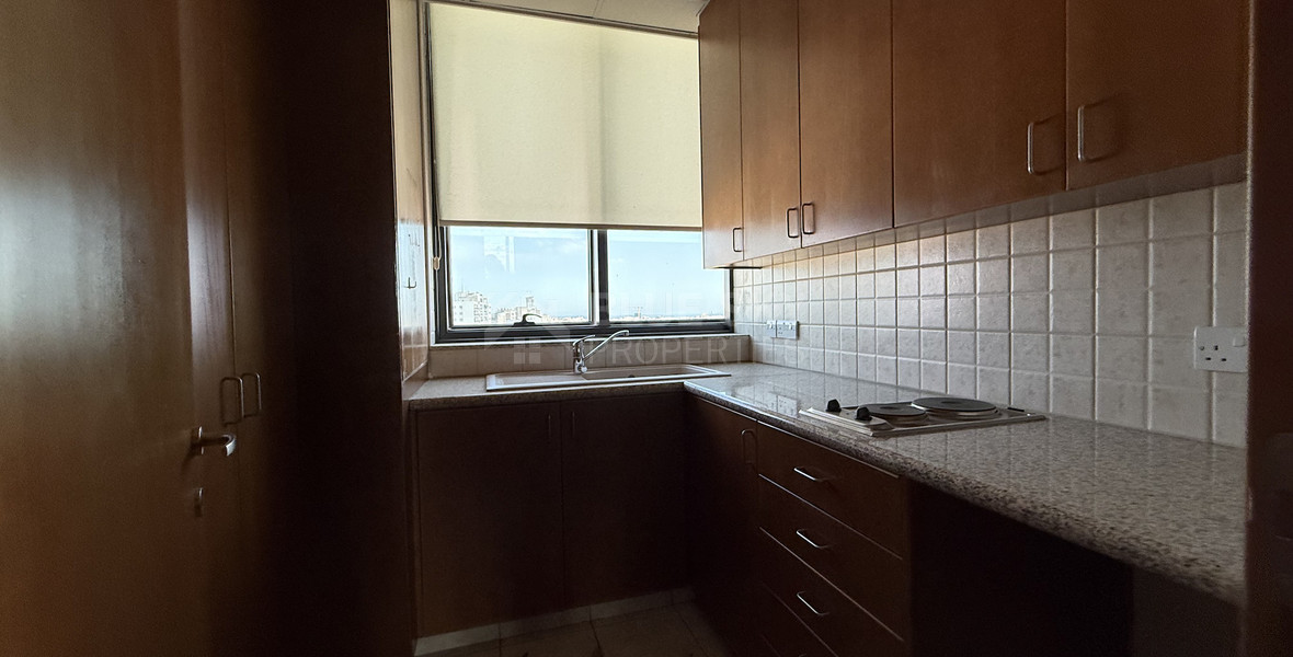 RENT: COMMERCIAL BUILDING ON PRIME COMMERCIAL AVENUE OFFERING AN INTERNAL AREA OF 1,762SQM.