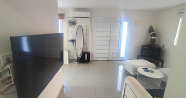 One-Bedroom Semi-Basement Apartment for Rent in Kato Polemidia