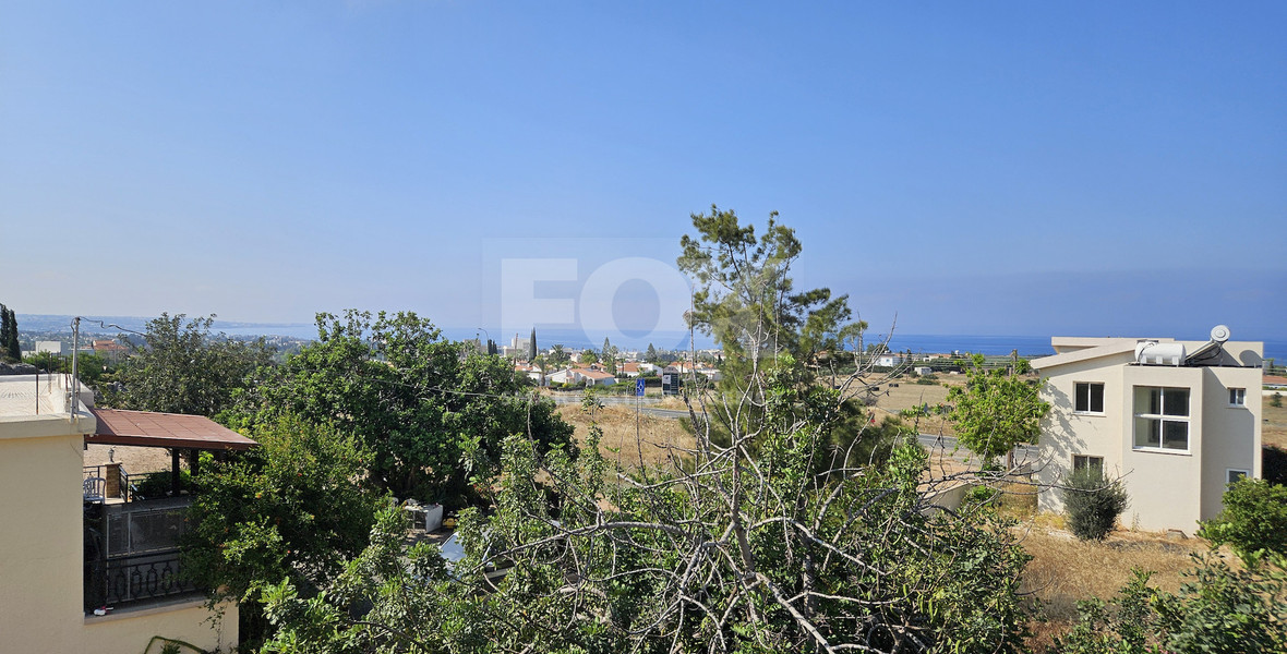 Luxury three Bedroom Villas for Sale in Coral Bay, Peyia